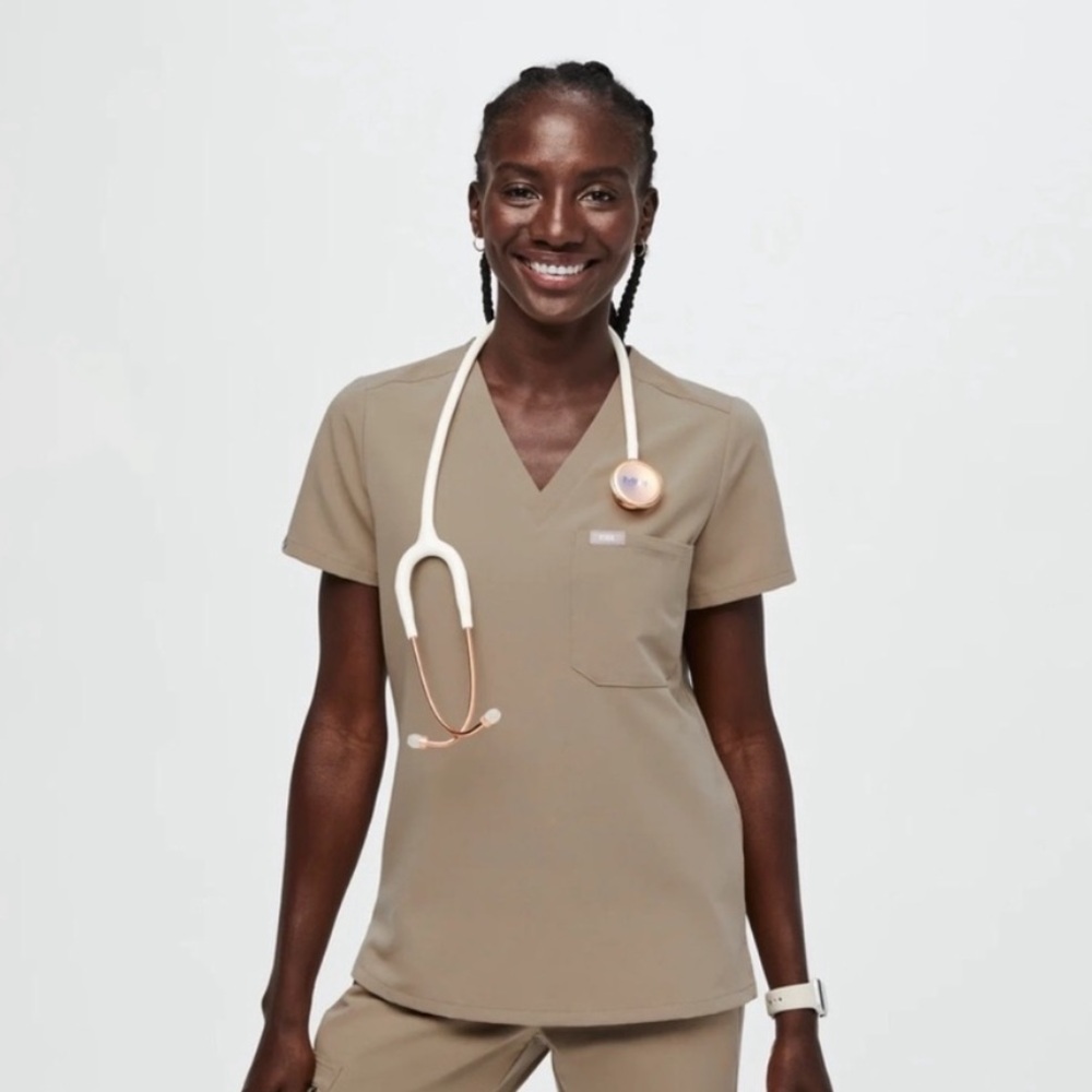 Figs Latte Catarina Scrub Top